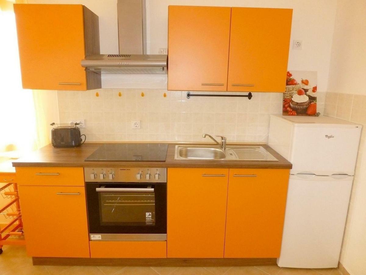 Apartments Kvesic Сило Экстерьер фото