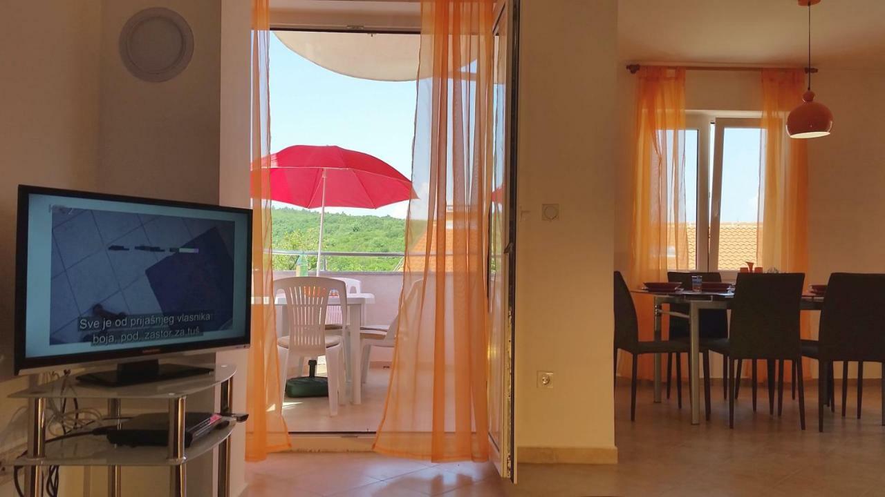 Apartments Kvesic Сило Экстерьер фото